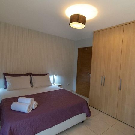 Spacious Fully Equipped 3Bd 2Bath Apt In The Heart Of City With Balconies Ac And Fast Wifi #2 Heraklion Exterior foto